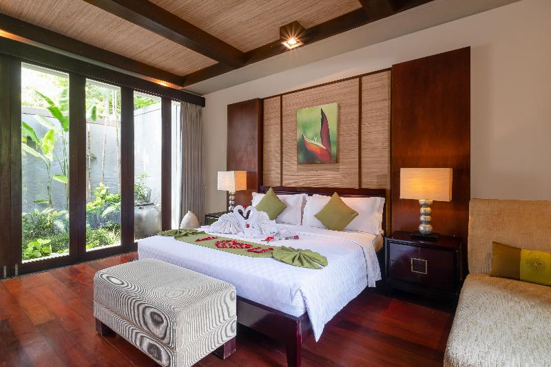 Le Jardin Villas Seminyak - Oda