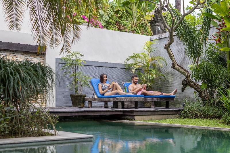 Le Jardin Villas Seminyak - Oda