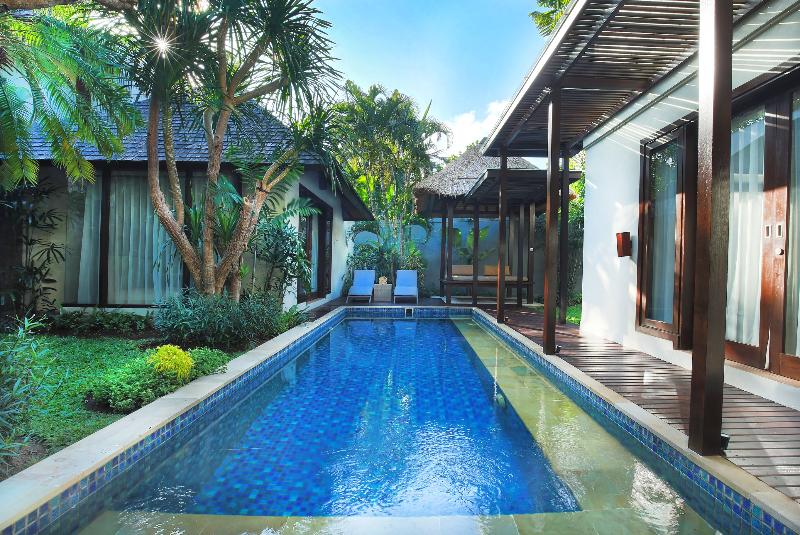 Le Jardin Villas Seminyak - Havuz