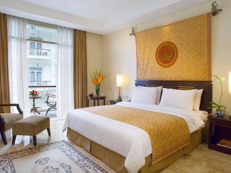 The Phoenix Hotel Yogyakarta Handwritten Collec - Oda