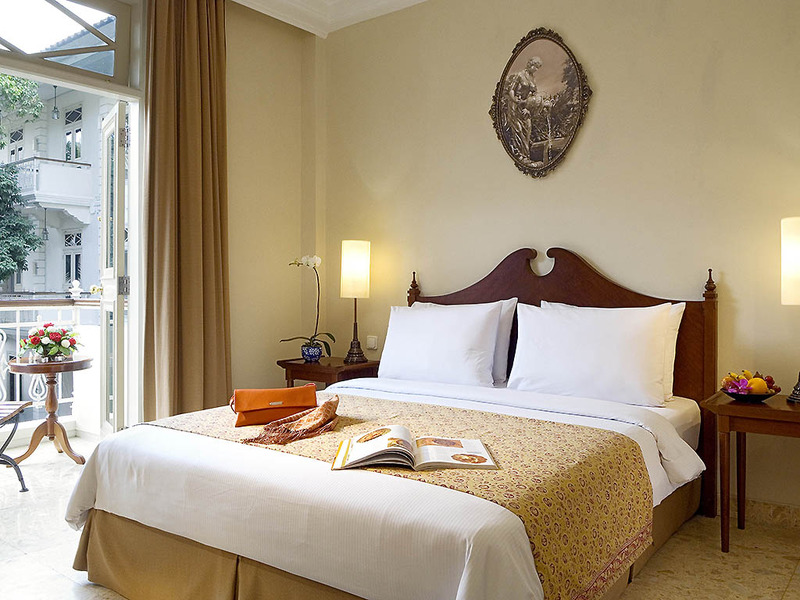 The Phoenix Hotel Yogyakarta Handwritten Collec - Oda