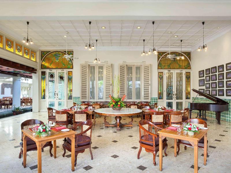 The Phoenix Hotel Yogyakarta Handwritten Collec - Restoran