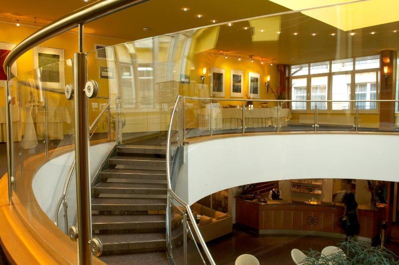 City Hotel Frankfurt Bad Vilbel - Lobi