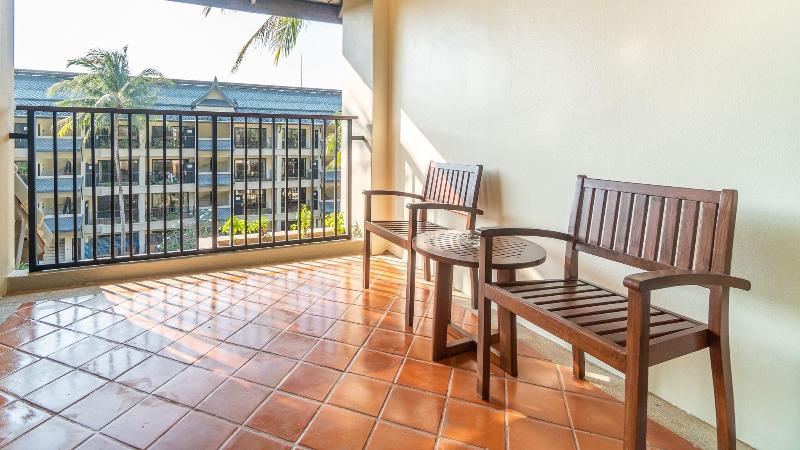 Radisson Resort & Suites Phuket - Oda
