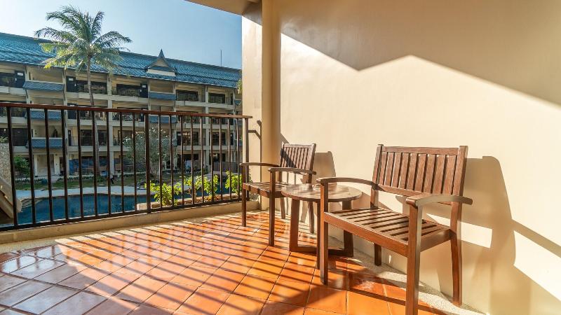 Radisson Resort & Suites Phuket - Oda