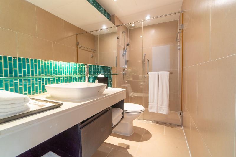 Radisson Resort & Suites Phuket - Oda