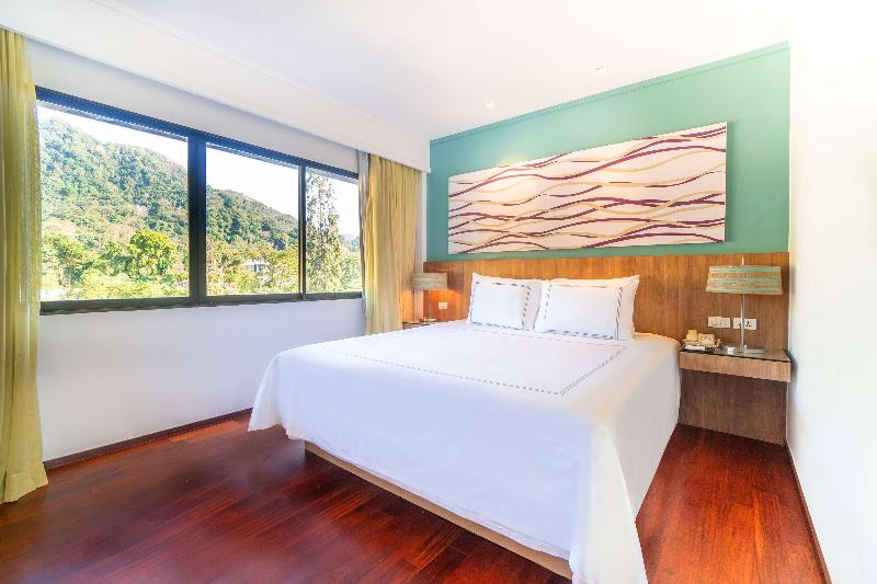 Radisson Resort & Suites Phuket - Oda