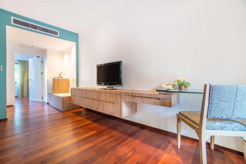 Radisson Resort & Suites Phuket - Oda