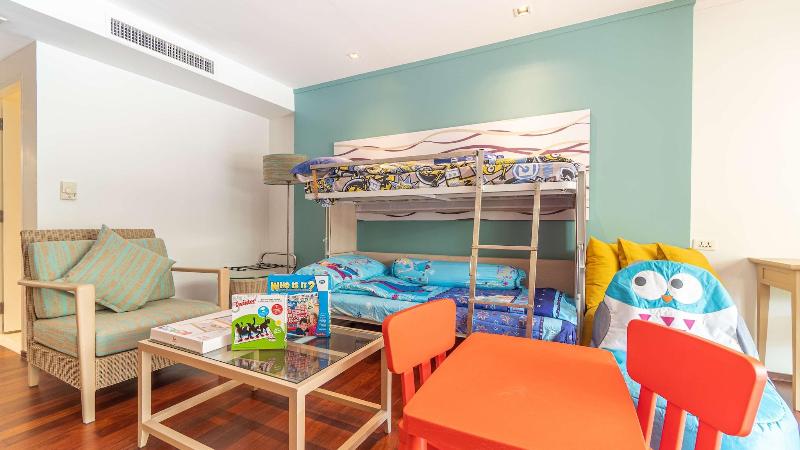 Radisson Resort & Suites Phuket - Oda