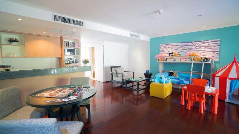 Radisson Resort & Suites Phuket - Oda