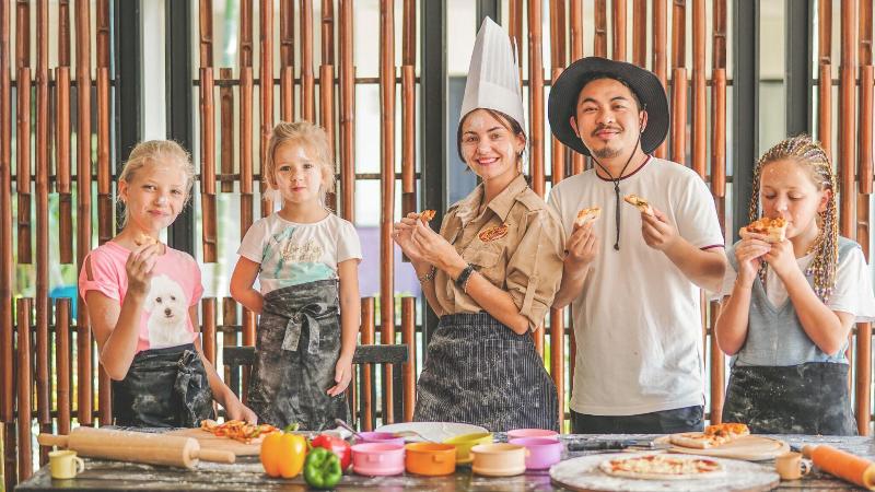 Radisson Resort & Suites Phuket - Restoran
