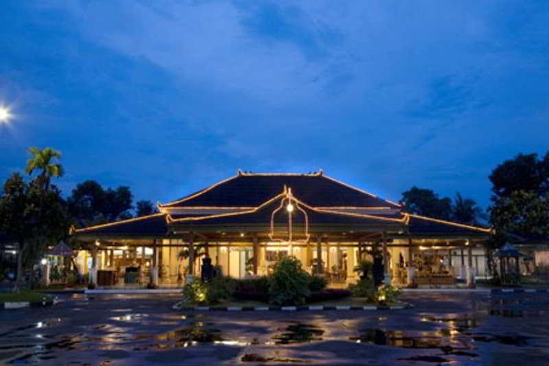 Kusuma Sahid Prince otel fotoğrafı