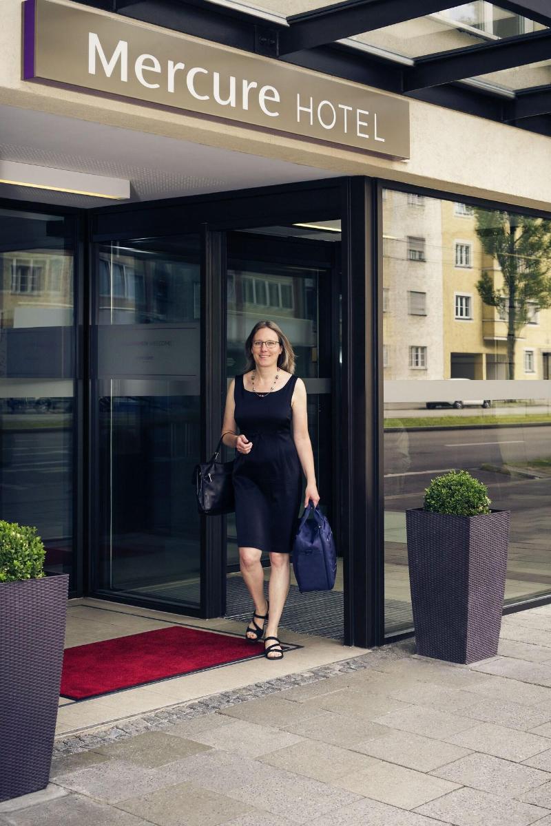 Mercure Hotel Muenchen Schwabing - Lobi