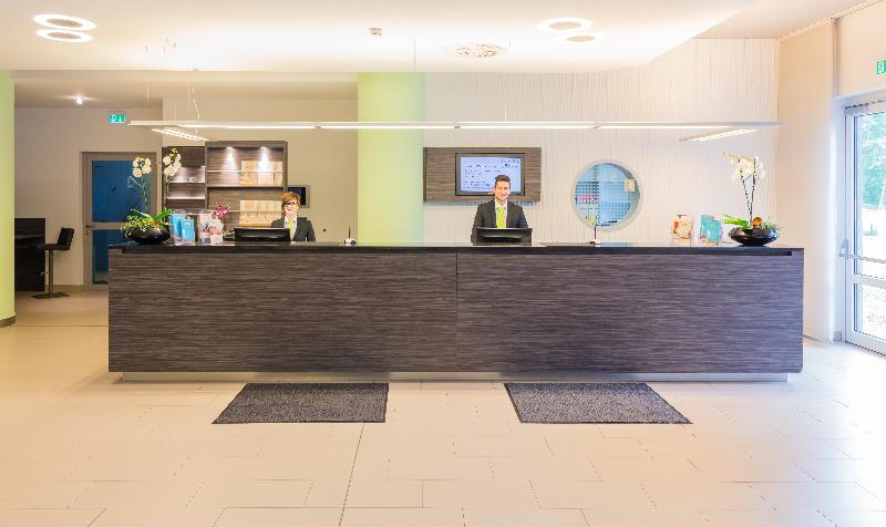 Novina Hotel Wöhrdersee Nürnberg City - Lobi