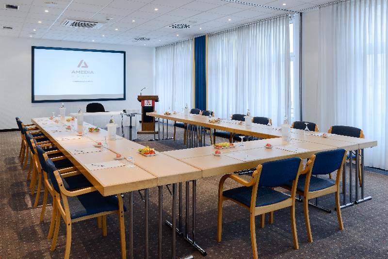 Amedia Hotel Dresden Elbpromenade by Wyndham - Toplantı