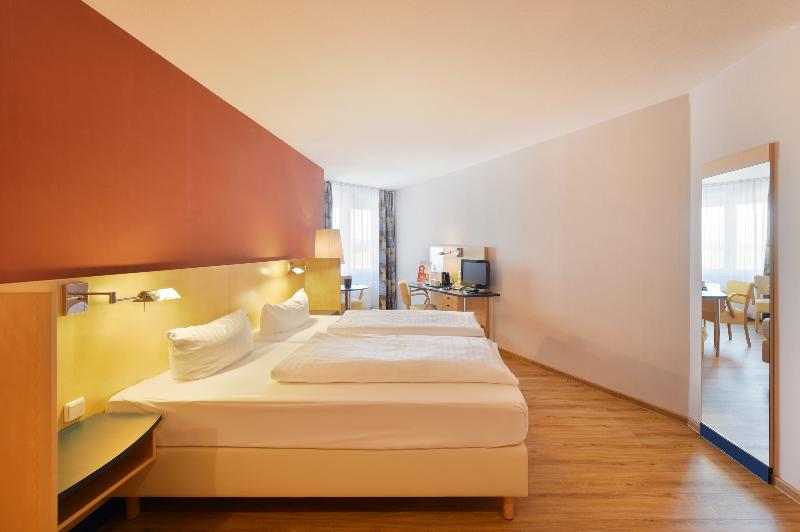 Amedia Hotel Dresden Elbpromenade by Wyndham - Oda