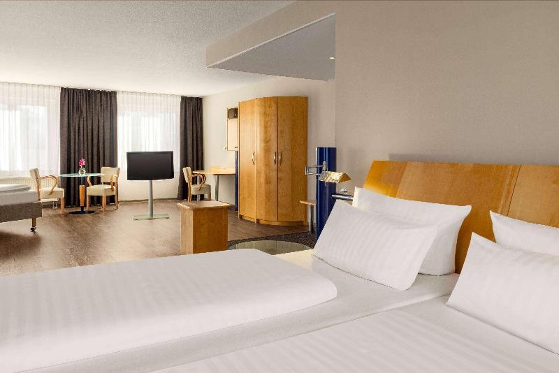 Amedia Hotel Dresden Elbpromenade by Wyndham - Oda