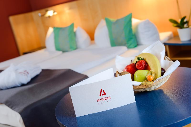 Amedia Hotel Dresden Elbpromenade by Wyndham - Oda