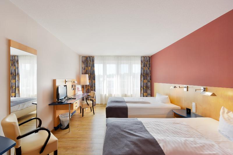 Amedia Hotel Dresden Elbpromenade by Wyndham - Oda