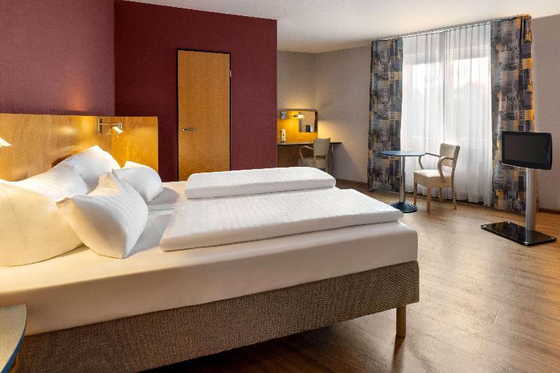 Amedia Hotel Dresden Elbpromenade by Wyndham - Oda