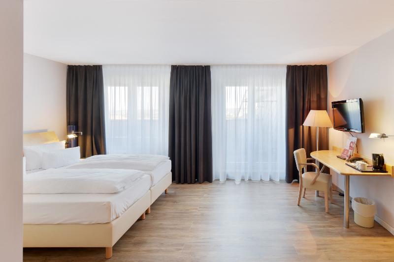 Amedia Hotel Dresden Elbpromenade by Wyndham - Oda
