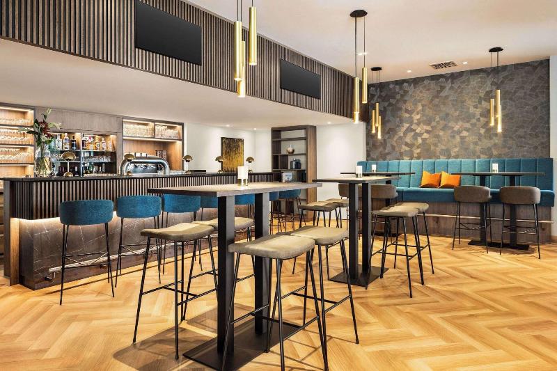 Sunday Hotel Frankfurt Airport Kelsterbach - Bar
