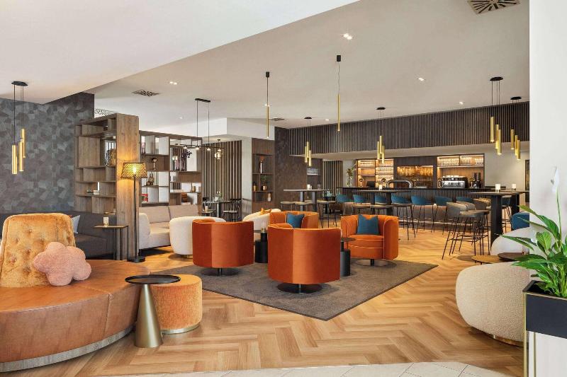 Sunday Hotel Frankfurt Airport Kelsterbach - Lobi