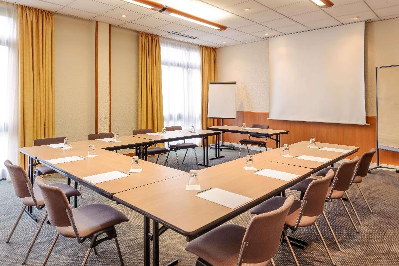 Sunday Hotel Frankfurt Airport Kelsterbach - Toplantı