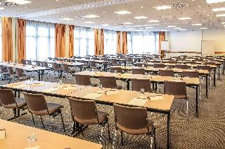 Sunday Hotel Frankfurt Airport Kelsterbach fotoÄŸrafÄ±