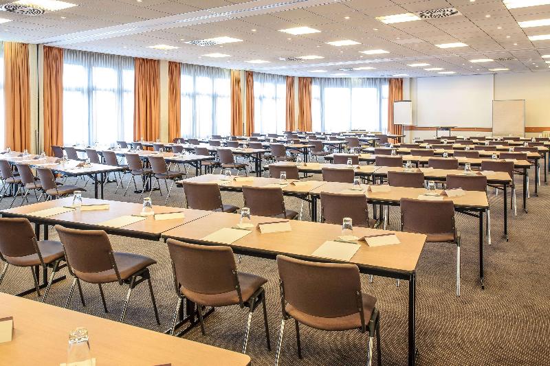 Sunday Hotel Frankfurt Airport Kelsterbach - Toplantı