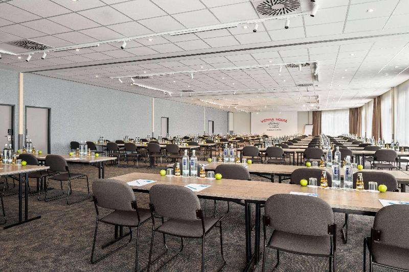 Sunday Hotel Frankfurt Airport Kelsterbach - Toplantı