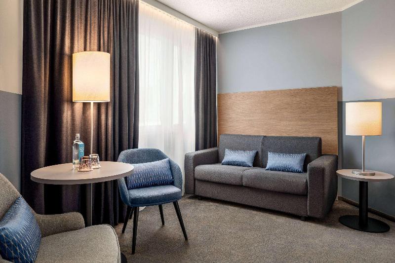 Sunday Hotel Frankfurt Airport Kelsterbach - Oda
