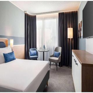 Sunday Hotel Frankfurt Airport Kelsterbach fotoÄŸrafÄ±