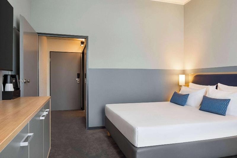 Sunday Hotel Frankfurt Airport Kelsterbach - Oda