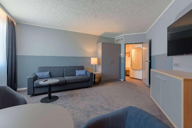 Sunday Hotel Frankfurt Airport Kelsterbach - Oda
