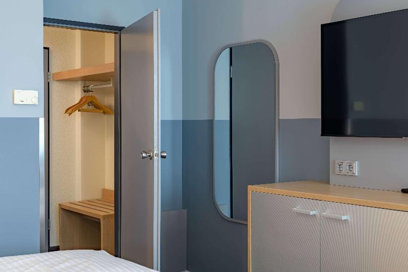 Sunday Hotel Frankfurt Airport Kelsterbach - Oda