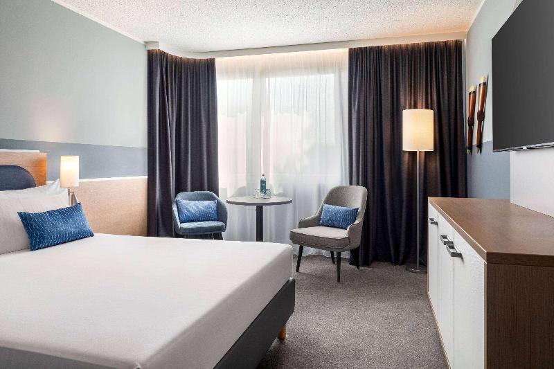 Sunday Hotel Frankfurt Airport Kelsterbach - Oda