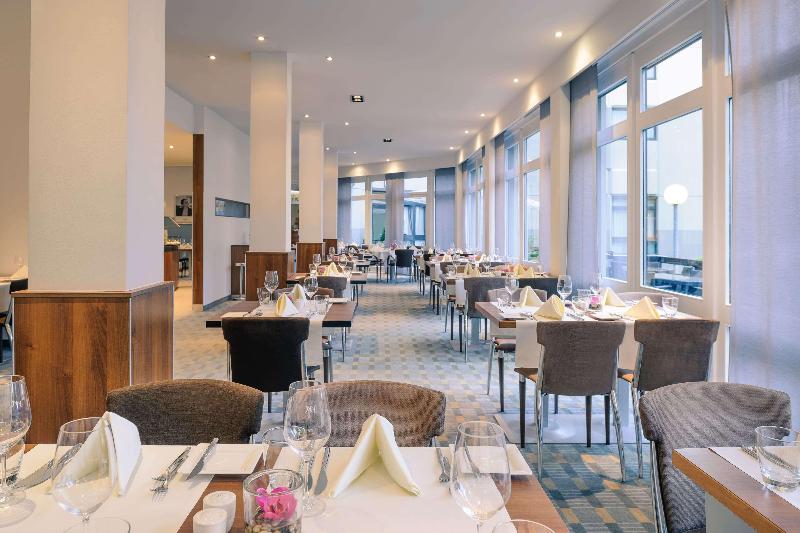 Sunday Hotel Frankfurt Airport Kelsterbach - Restoran