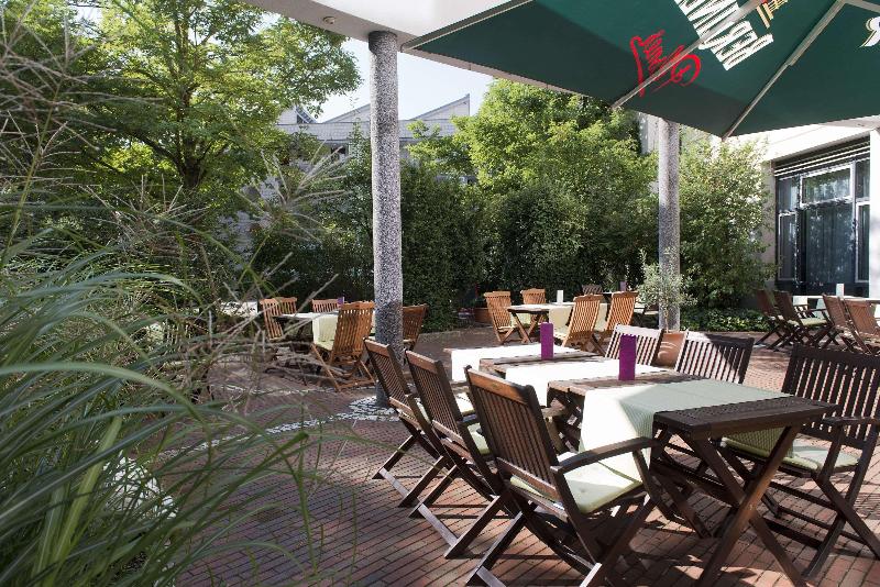 Wyndham Garden Hennigsdorf Berlin - Bar