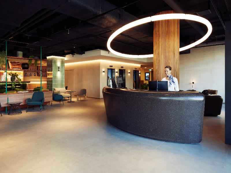 Novotel Zurich Airport Messe - Lobi