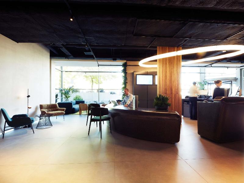 Novotel Zurich Airport Messe - Genel