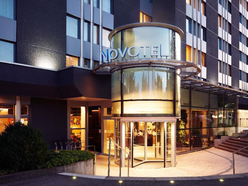 Novotel Zurich Airport Messe - Genel