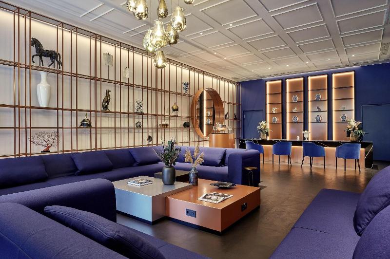 Hotel Luc - Lobi