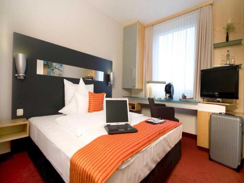 Sunday Hotel Düsseldorf Nord - Oda