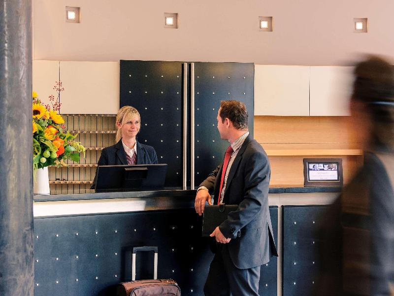 Mercure Hotel Duesseldorf City Center - Genel