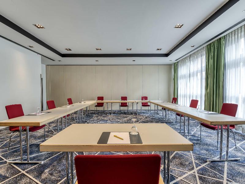 Mercure Neu-Isenburg - Toplantı