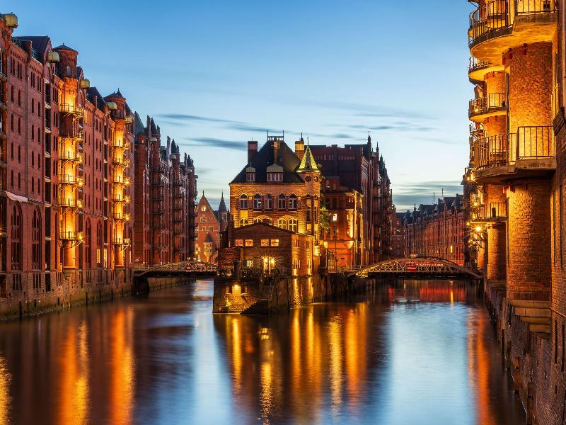 Mercure Hotel Hamburg Mitte - Genel