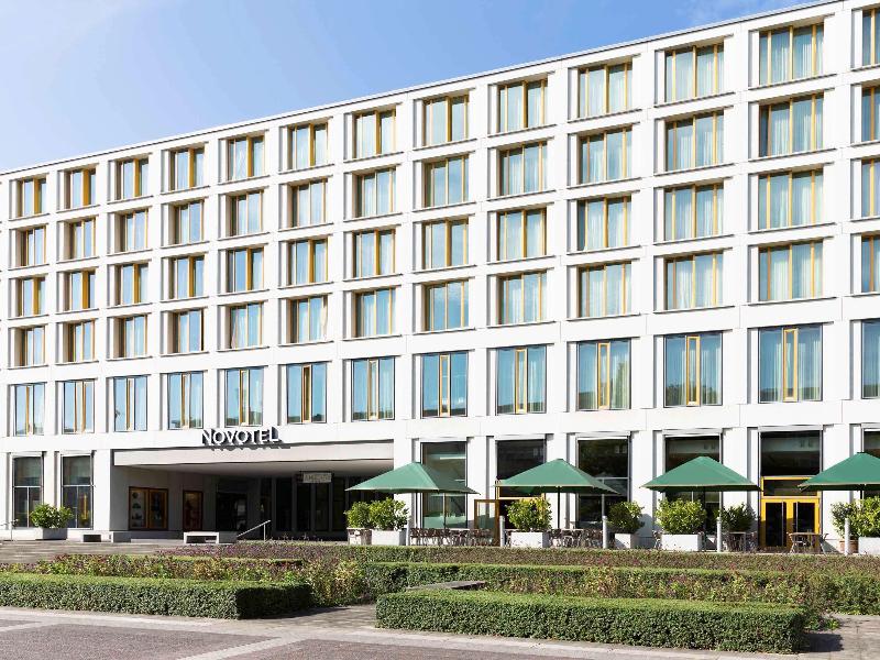 Novotel Karlsruhe City - Genel