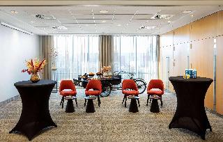 Ramada by Wyndham Amsterdam Airport Schiphol fotoÄŸrafÄ±