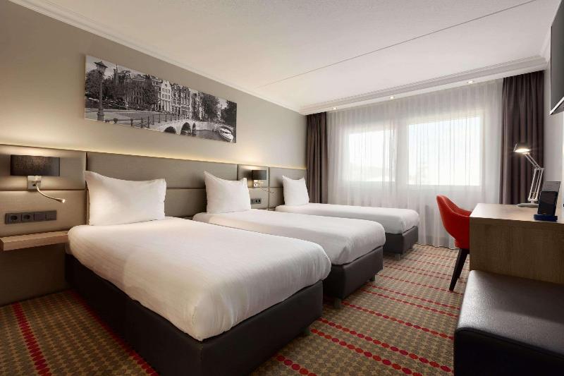 Ramada by Wyndham Amsterdam Airport Schiphol - Oda